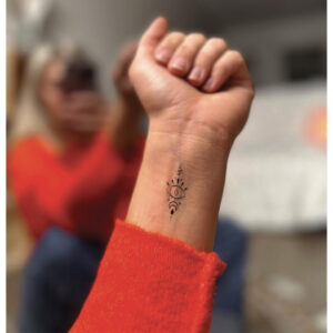 Petit tatouage éphémère